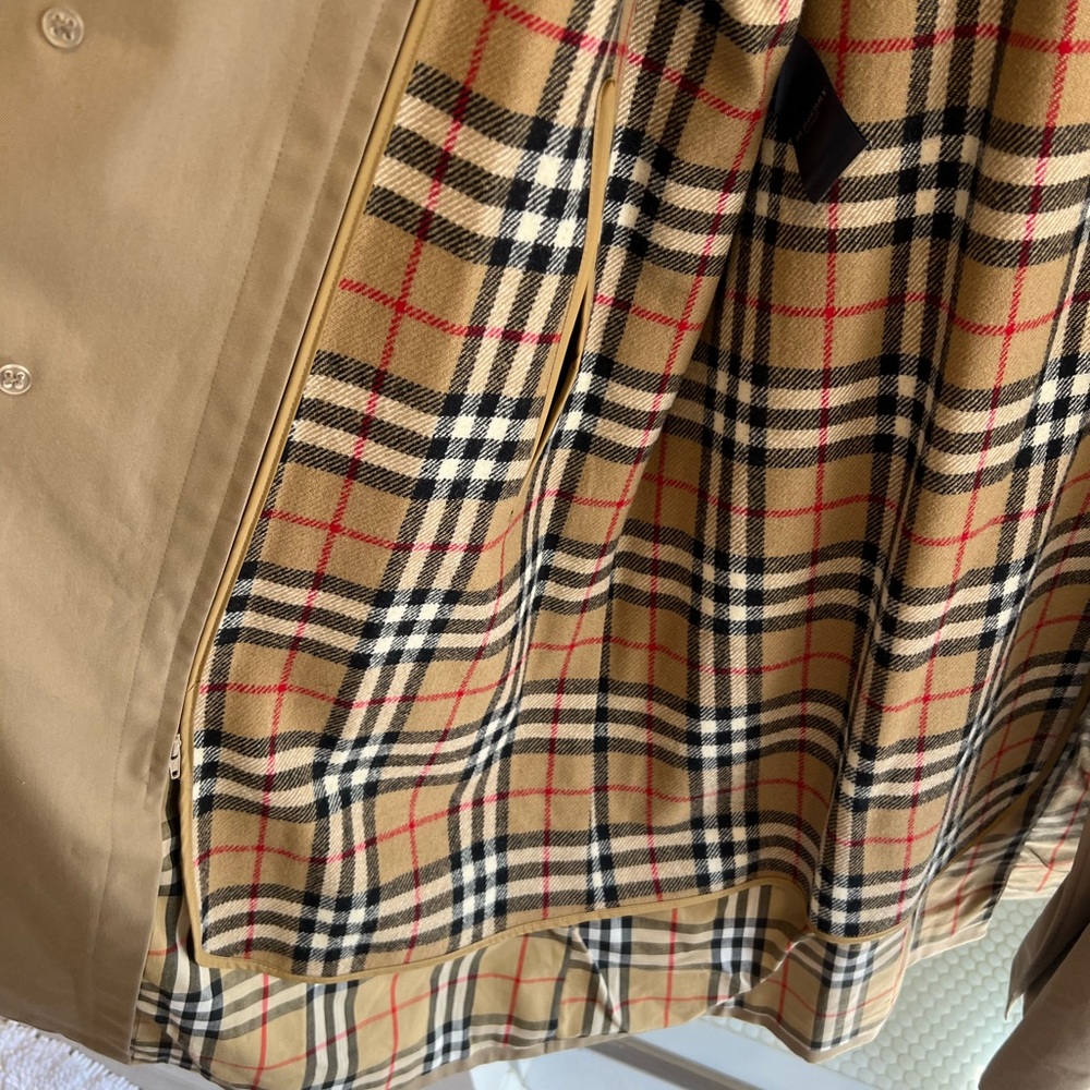 Burberry Tan Trench Coat - Picture 4 of 13